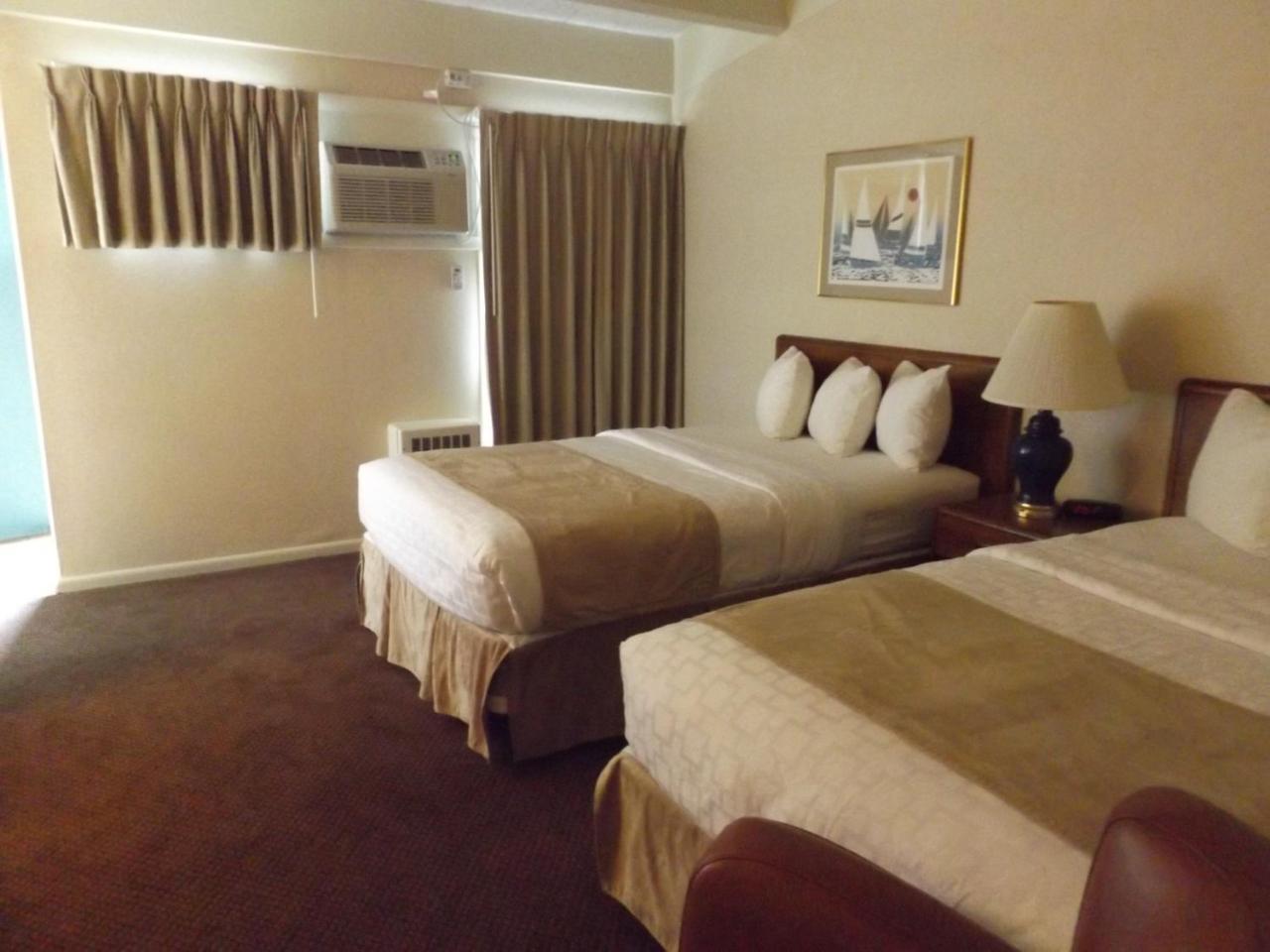 Windjammer Lodge Ogdensburg Buitenkant foto